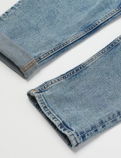 Picture of BULLTAILOR Slim Minimalist Bifold Wallet