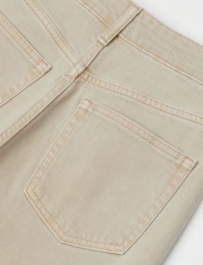 Picture of BULLTAILOR Zip Around Clutch with RFID